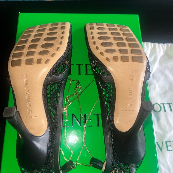 Authentic Black Bottega Veneta Stretch Square Toe Heel - Picture 5 of 9